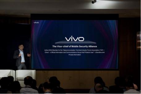 人工智能研发加速 vivo 领跑5G智慧手机时代