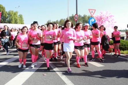 “美力 势不可挡”—玫琳凯2018杭州国际女子马拉松女神跑团惊艳赛场