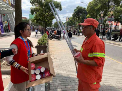 天寒心暖，苏宁超市为一线人员送温暖