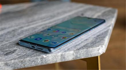 外媒Expert Reviews评测华为P30 Pro：一款功能强大的旗舰产品！