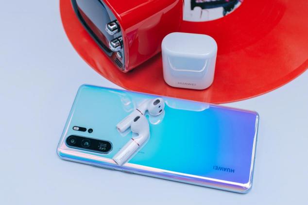 天空之镜与天籁之音相辅相成 HUAWEI FreeBuds2 Pro的无线新花样