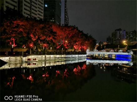 夜游锦江花絮视频蹿红 华为P30系列完美呈现成都夜色