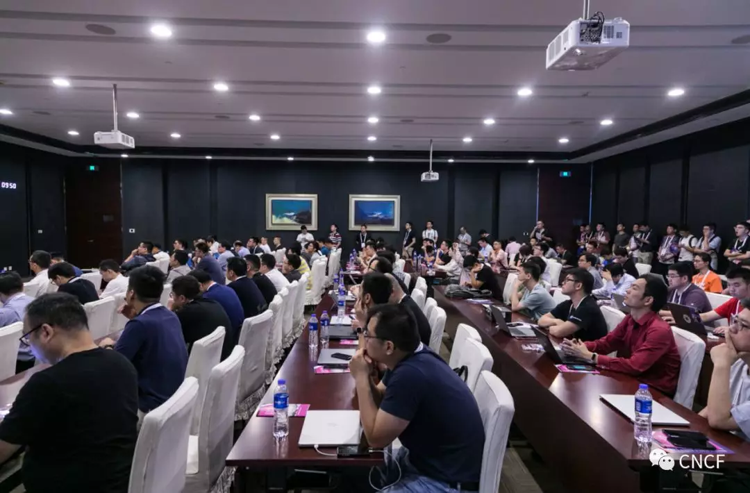 KubeCon + CloudNativeCon + Open Source Summit 2019大会第二天看点不断!