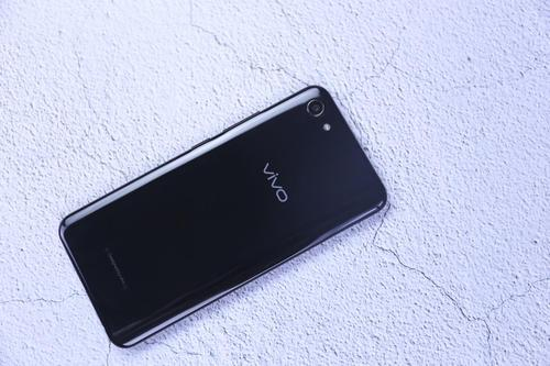 鲁大师发布上半年手机温度榜：vivo Y81s斩获第一