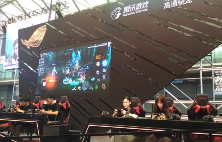 盛大阵容无处不在 华硕ROG电竞路由闪耀ChinaJoy2019