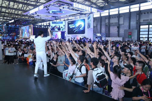 头号玩咖首度参展ChinaJoy，5G开启大空间VR时代