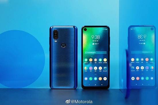 国庆值得买：Moto P50顶级随身电影院 十一出行绝佳伴侣