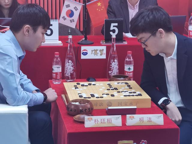 2020年贺岁杯围棋争霸赛今日开赛，AI+围棋看点十足