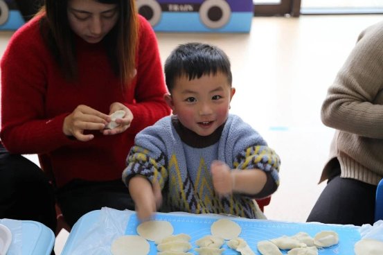 芭迪熊亲幼馆：疫情期间，宝宝在家待不住该怎么办？