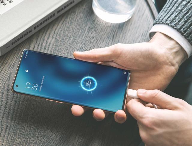 OPPO手机持久续航的秘密，ColorOS 11 系统级省电功不可没