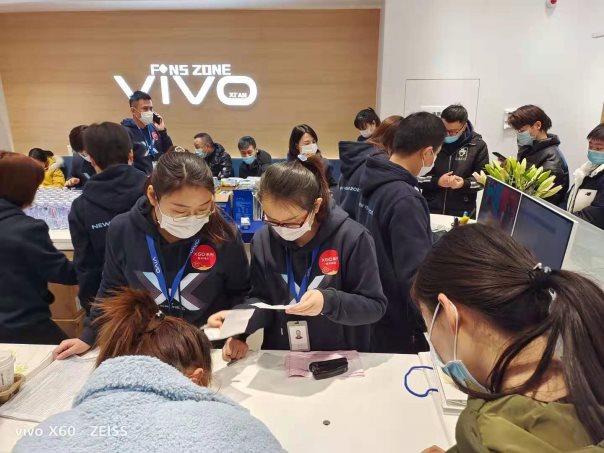 强悍！ vivo X60系列用实力交出“四冠”成绩单