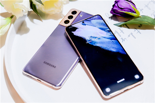 三星Galaxy S21 5G系列 一台手机模拟“多机位”拍摄效果