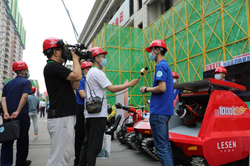 力升高科受邀参加全国安全宣传咨询日活动，三款消防机器人亮相北京主会场