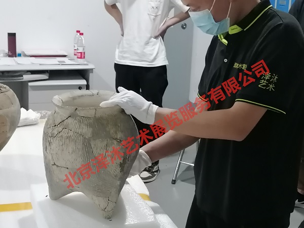 北京泽沐专业艺术展览服务 呵护每件珍品的“艺”路平安