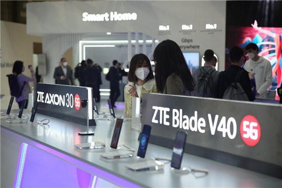 直击MWC 2022：中兴发布全新5G终端产品及前沿技术