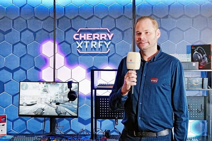 CES 2025揭幕！CHERRY开启客制化AI外设新纪元